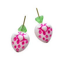 Load image into Gallery viewer, Czech glass strawberry fruit beads 6 sets white pink 15x13mm