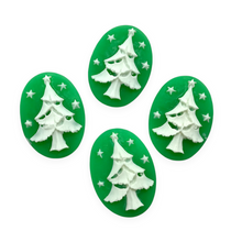 Load image into Gallery viewer, Christmas tree Flatback Cabochon Cameo Resin 4pc green white oval 18x25mm