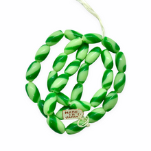 Load image into Gallery viewer, Wrapped Christmas candy glass beads 8 pcs green stripes
