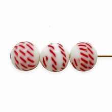 Load image into Gallery viewer, Vintage Japan round glass beads 15pc white with red peppermint stripes 10mm