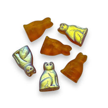 Load image into Gallery viewer, Czech glass large seated cat beads 6pc amber AB 20mm
