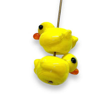 Load image into Gallery viewer, Lampwork glass yellow rubber duck beads 4pc 15x15mm
