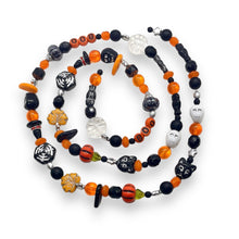 Load image into Gallery viewer, Halloween Czech glass bead mix skulls, cats, pumpkins, owls &amp; more #1
