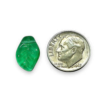 Load image into Gallery viewer, Czech glass wavy leaf beads 20pc emerald green 14x9mm #2
