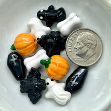 Load image into Gallery viewer, Peruvian ceramic tiny Halloween bead mix coffins, ghosts, pumpkins, bats 12pc
