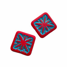 Load image into Gallery viewer, Czech glass compass square beads 10pc matte red bright blue 14mm
