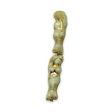 Load image into Gallery viewer, Czech glass mermaid beads 4pc beige gold inlay 25mm
