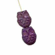 Load image into Gallery viewer, Czech glass horned owl beads 4pc metallic plum purple
