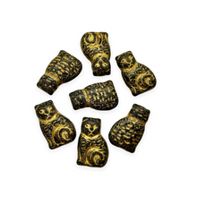 Load image into Gallery viewer, Czech glass seated cat beads jet black gold 10pc 17mm
