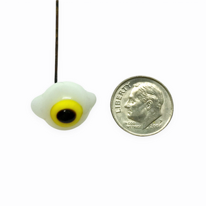 Vintage Japan handmade glass eyeball eye on wired Halloween beads 4pc